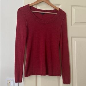 Gap Sweater